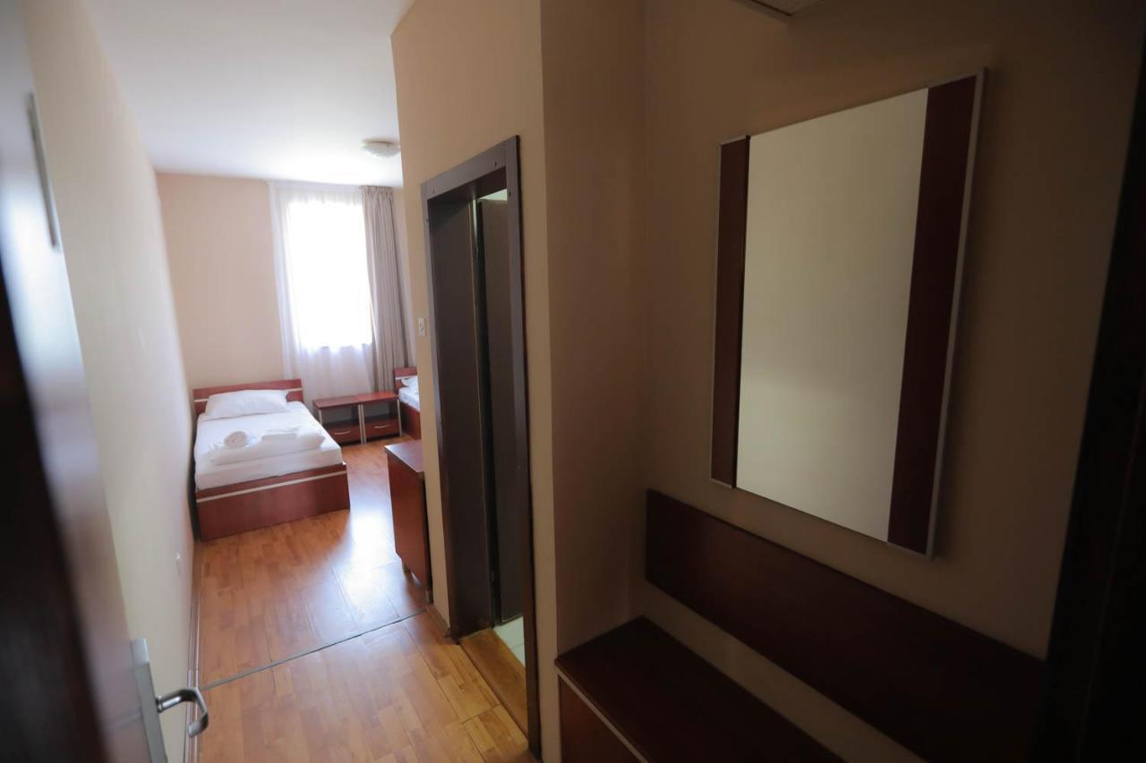 ベオグラード Restoran Bsk Bed & Breakfast エクステリア 写真