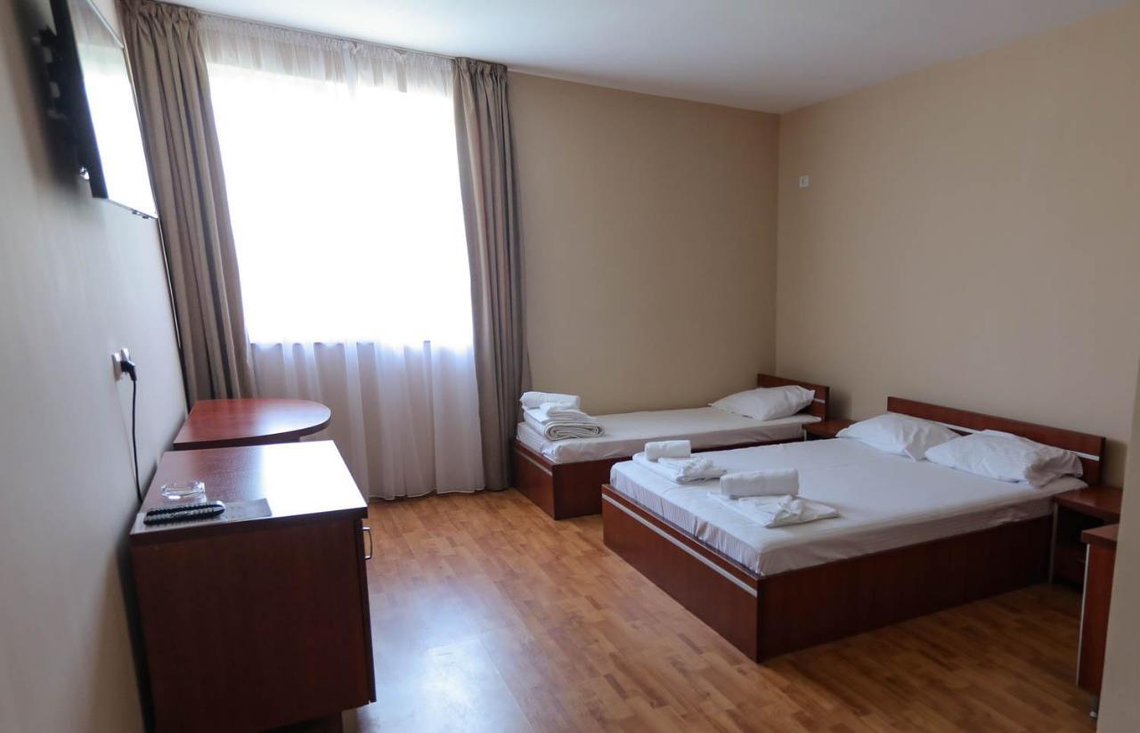 ベオグラード Restoran Bsk Bed & Breakfast エクステリア 写真